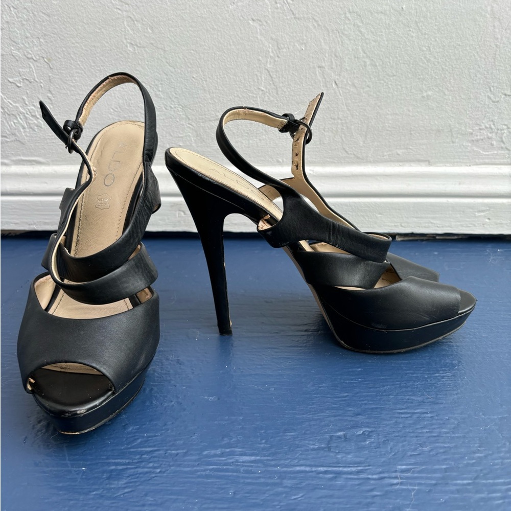 Aldo Black Peep Toe Platform Sandals